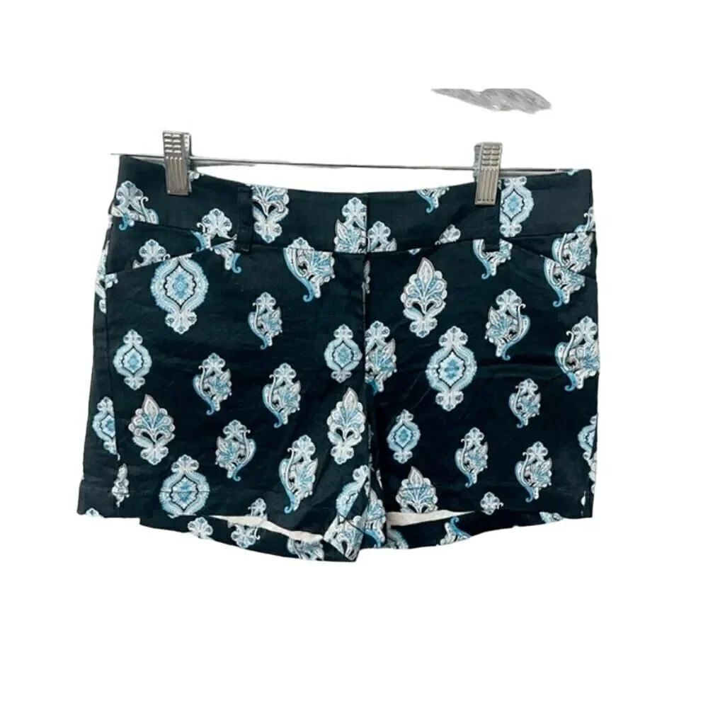 White House Black Market WHBM Size 4 Black Shorts w/ Blue Design